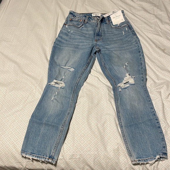 Abercrombie Curve Love Skinny High Rise, Size 2/26 S - Picture 2 of 4